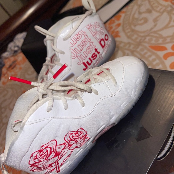 Foams - Picture 7 of 12